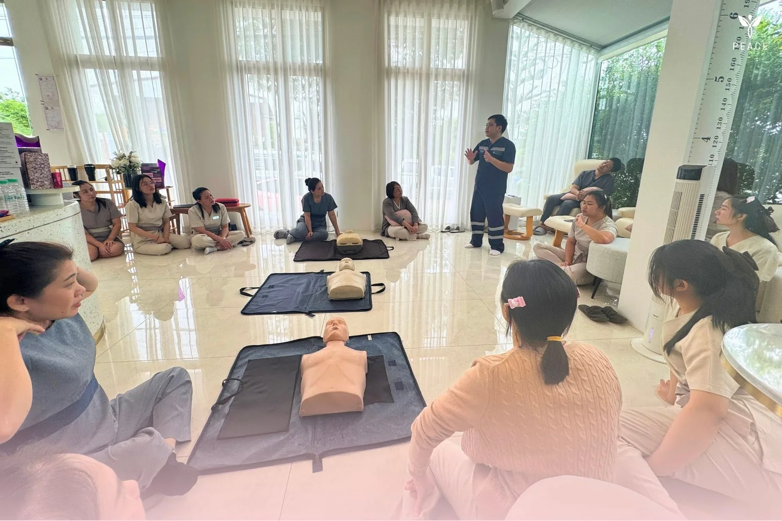 อบรมปฐมพยาบาลเบื้องต้นและการช่วยฟื้นคืนชีพ (CPR)